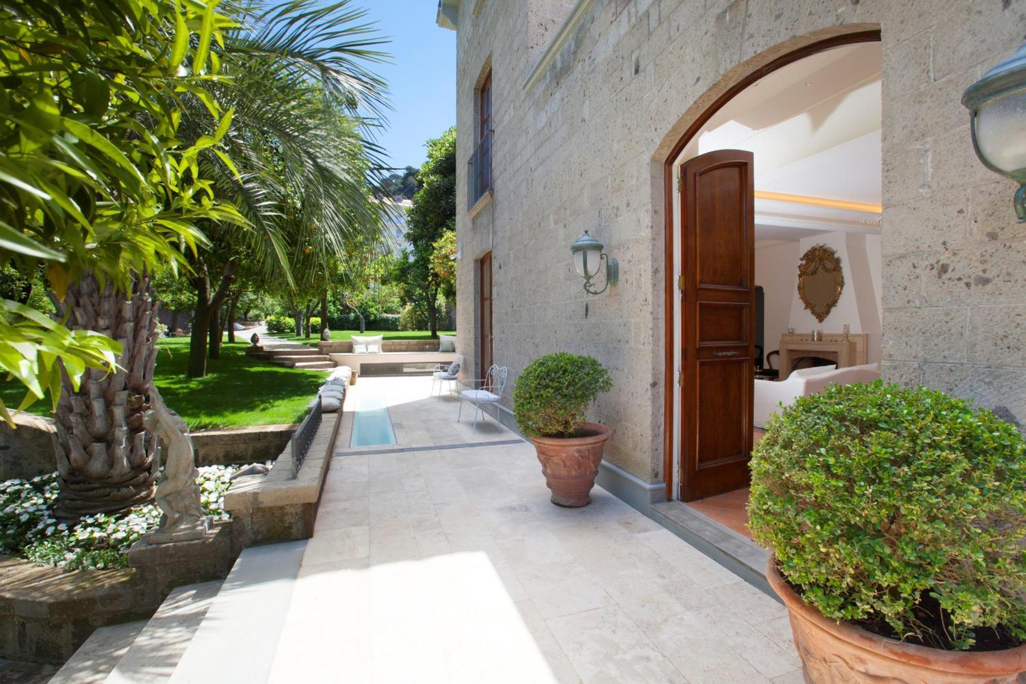 Amore Rentals - Villa Ebe Sorrento Exterior photo